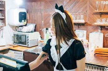 不得不说，Bomi(普美)的更新里，恋人圣诞节也是一场风格专场啊！