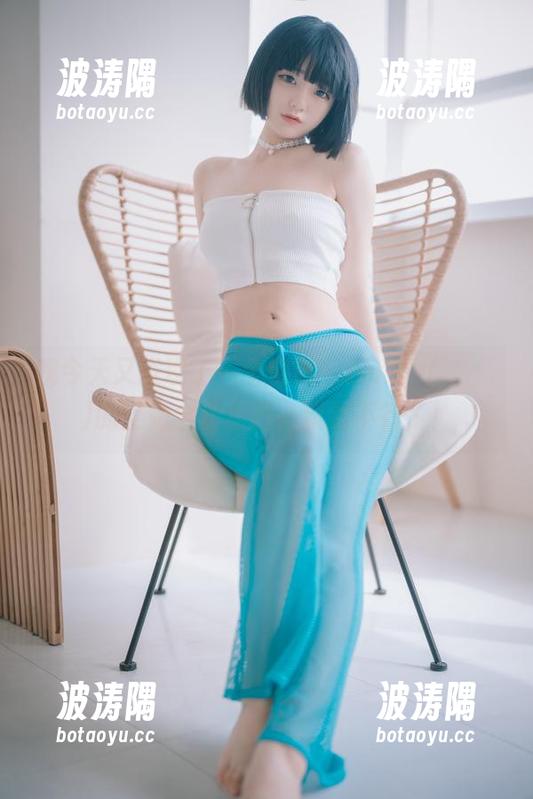 我今天又发现了一个宝藏，Jenny(정제니)的空姐全套原图，飘到不行了！