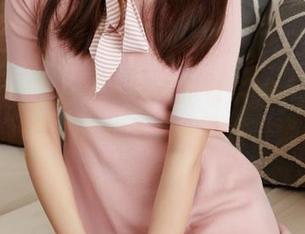 MiiTao蜜桃社 – 观看木奈奈的“灰丝”，好奇心就像泉水一样往外涌。