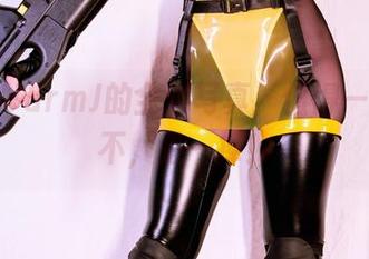 MissWarmJ的全套写真，值得一看，哦不，是一捧！