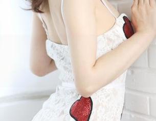 MyGirl美媛馆 – 王馨瑶yanni放大招！睡衣福利和扭曲的图片都来啦！