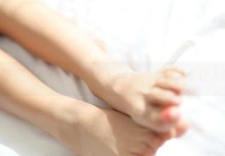 ROSI – 校园探险：小莉的私拍时间，资源真是让人眼前一亮
