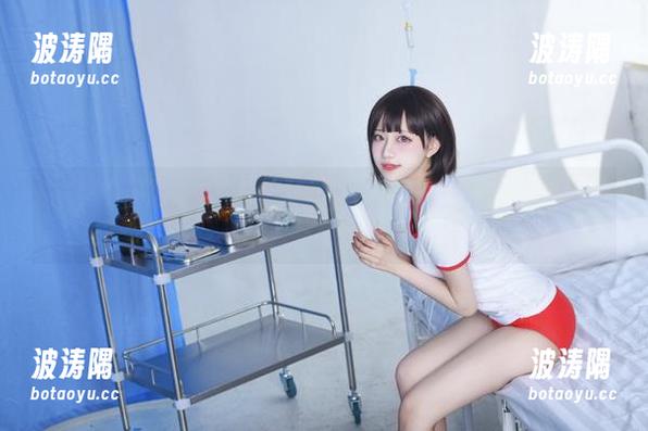 板桥的Shika小鹿鹿，穿着她的全套写真，我心中突然冒出一股平静。