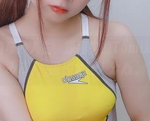 棉袜的奇妙人生，原图中的Tomiko(とみこ)，图片太让人分心。