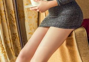 TouTiao头条女神 – 来易阳教室撩动眼球，资源不用书本，用姿态考试！