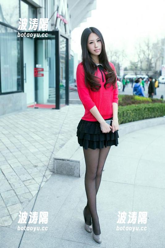 TuiGirl推女郎 - 王根星熙最新美图上线，女孩们的“无意”姿态太过分！