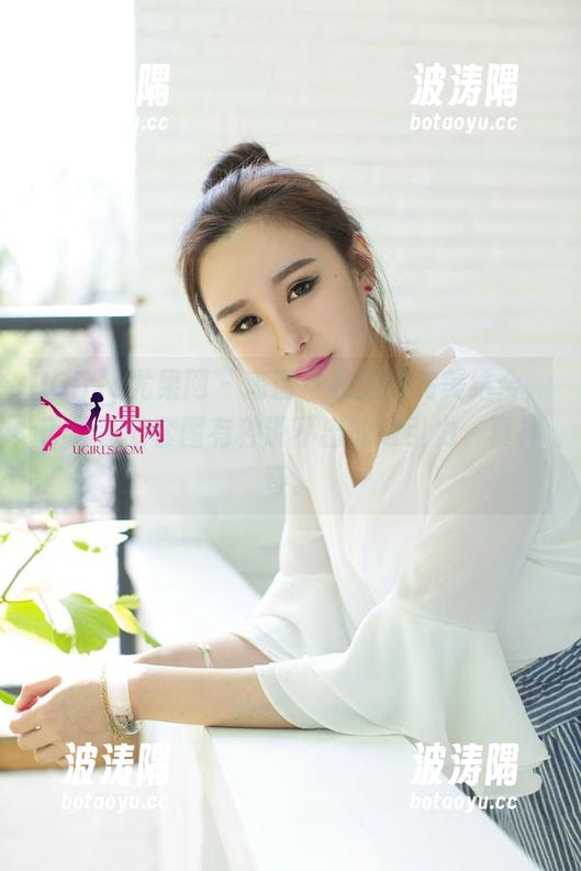 UGirls尤果网 - 高清与礼服的完美结合，于梓馨的套图有种说不出的吸引力，真神奇。