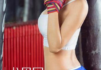 UGirls尤果网 – 看这姿态！李思宁的校服写真，仿佛回到校园时光，想当年我也这样！