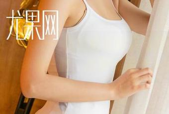 UGirls尤果网 – 被郭婉祈的双马尾写真迷住，真想多看一眼，这种美丽令人恍惚。