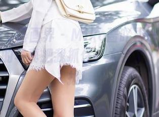 XIAOYU语画界 – Miko酱吖再一次用长腿美眉的写真把我抓住，太会了，无法自拔！