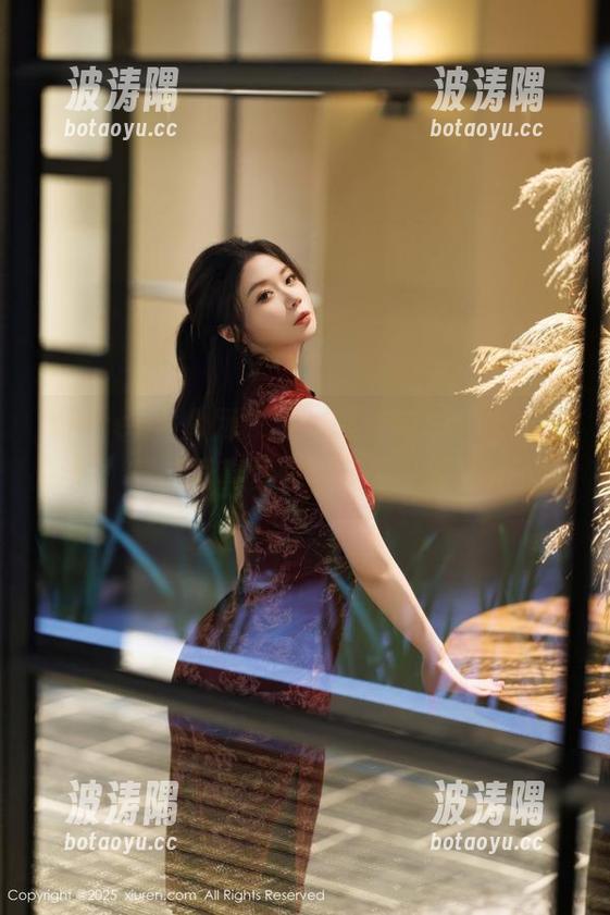 Xiuren秀人网 - 看！夏诗诗Sally的水手服，最新写真里藏着多少“海味儿”？