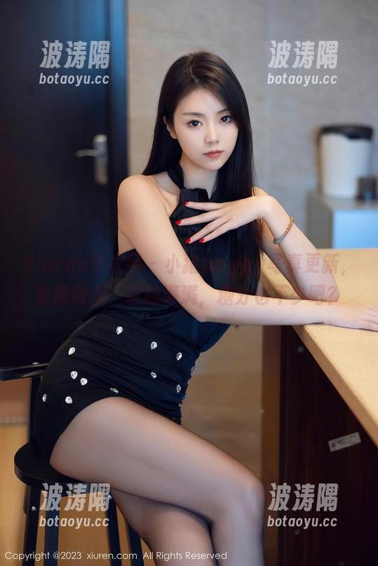 Xiuren秀人网 - 小猪peggy写真更新，瑜伽动作，诚意满满，糖分也不少吧？