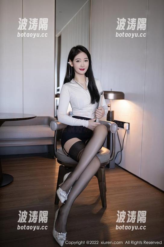 Xiuren秀人网 - 是小逗逗送来一波无圣光JK图集，谁说好玩的不能冒点泡？