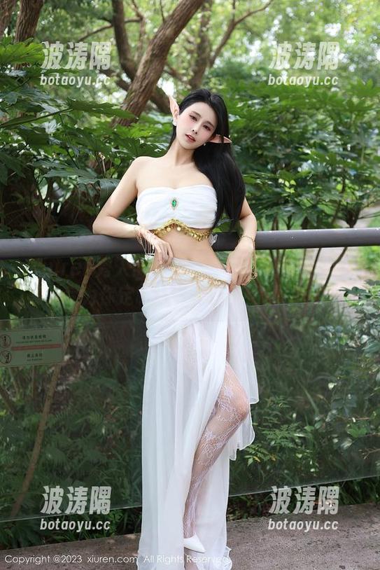 Xiuren秀人网 - 潘娇娇——这本壁纸图集是专为你定制的，隐约有股厨娘气息！