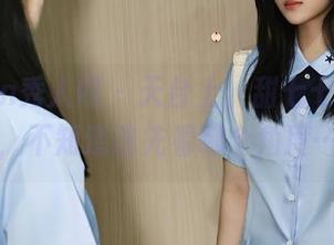 Xiuren秀人网 – 天台上，甜七七的写真，不知道该先看哪个角度…