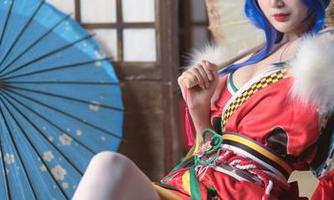 黑贞GK女仆赏析：一米八的大梨子在高清合集里玩味时刻！