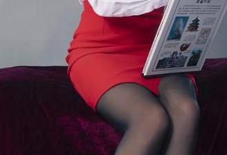 丽柜 – 谁说连体衣只能显身材？慕子的私拍图包真让人想入非非