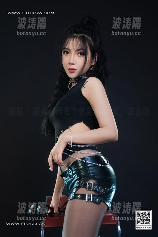 丽柜 - 图库里最有个性的美美JK，怎么说呢…