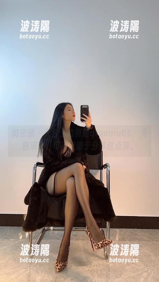 俏妞qiaoniu66 微密圈 - 天台上的俏妞qiaoniu66:美图满满,可不只限于分享这点滴。