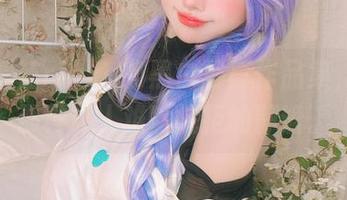 冲田凛花rinka的黑白写真作品集，分享那种让人难以抗拒的静谧。