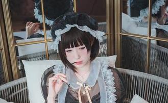 南鸽护士写真合集，看得我直想学医，但又怕被打……