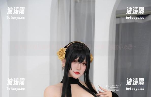 夏鸽鸽不想起床写真集中的霞之丘诗羽，暴露了我的小心思…