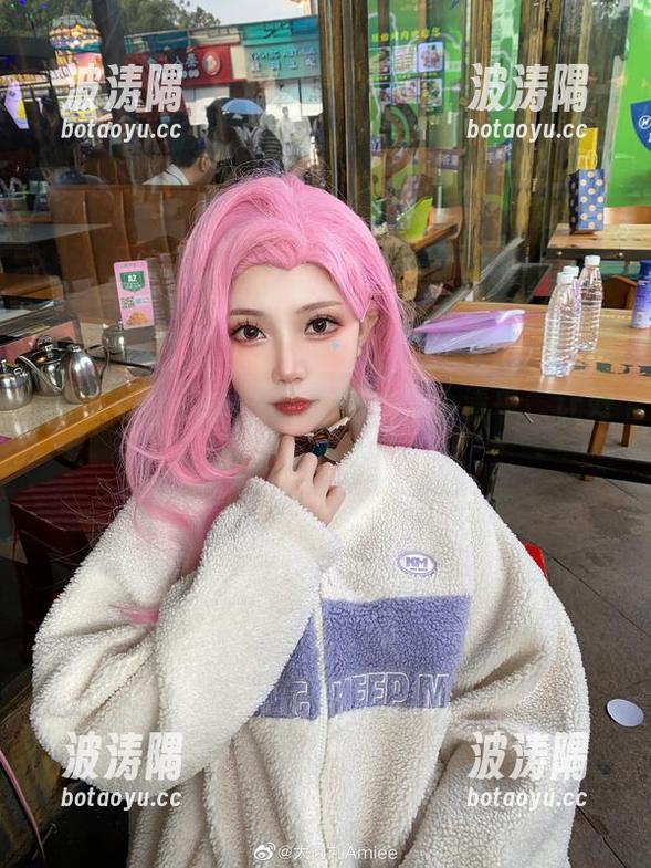 大肉丸Amiee校服套餐：列个清单，让好奇心直升！