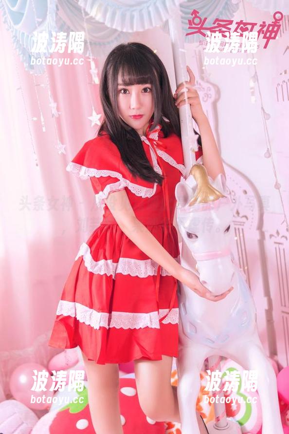 头条女神 - 从没见过如此高清的户外写真，刘芸熙，果然名不虚传。