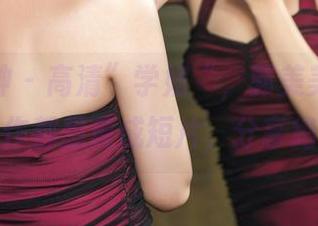 头条女神 – 高清”学姐“，郭美美的每一个小动作都想剪成短片，分享绝不放弃