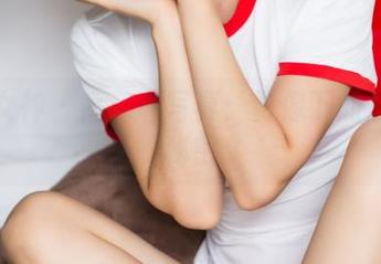 头条女神 – 高韩菲写真：影像下的那点小秘密