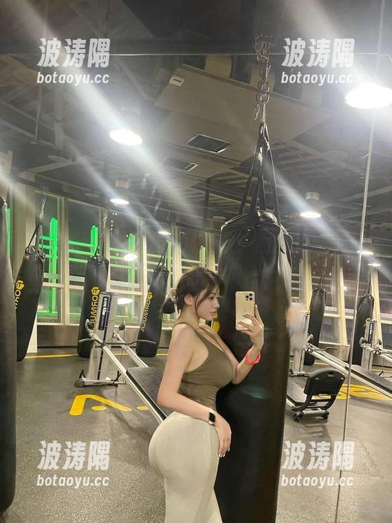 奶宝妹纸 微密圈 - 奶宝妹纸又来啦!图集更新,让剧情带我飞啊~