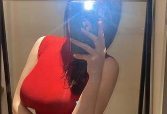 微密圈 – 酒店氛围中的奶宝妹纸，写真里随手就美。