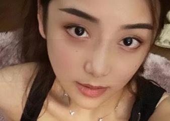 微密圈 – 婚礼现场直击——奶雯的花裙压轴，记得在网盘下载哦！