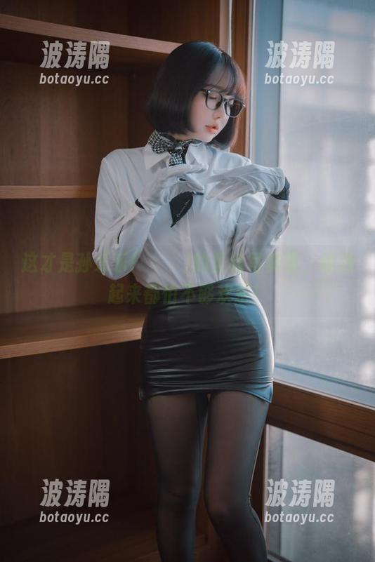 这才是孙乐乐(손예은)的圣诞写真集，精选起来都怕不够欢乐！