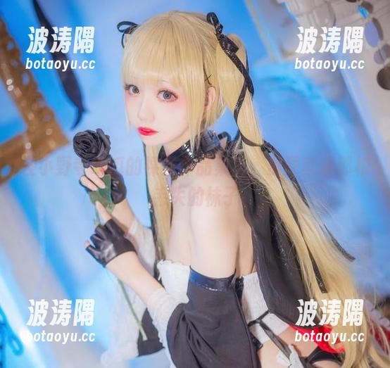 在小野寺地瓜的裸足作品集里，资源就像那根丢失的袜子