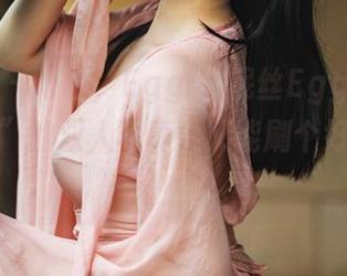 尤蜜荟 – 得嘞，Egg-尤妮丝Egg这“百看不厌”的双人写真，又能刷个好几遍了！