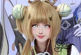 嶋葵的梦梦合集，翻开就有种不太真实的微妙感。