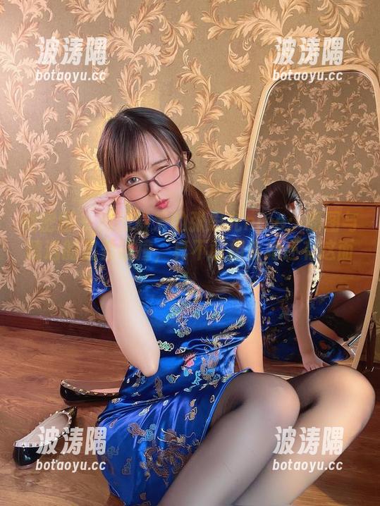 微密圈 - 选出最爱的张思允nice：原图与精选的温柔碰撞，真不敢相信她还有这面！