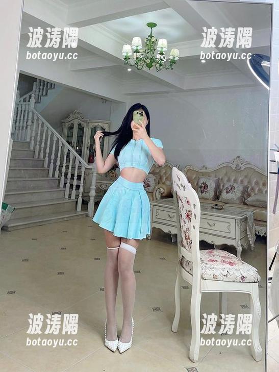 微密圈 - 你见过的双倍快乐：张老师的图片，赶紧下载做壁纸吧，没准心理也能变乐观。