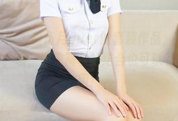推女神 – 看伍月yuer的套装作品，我意识到，哦，原来简单的结合也可以有大作用！