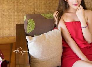推女神 – 施忆佳毛衣图集：毛衣是多角度的心思