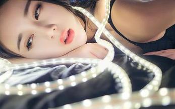 推女神 – 新鲜出炉！晓艾fafa的套装图集更新，别再盲目追随了好吗？