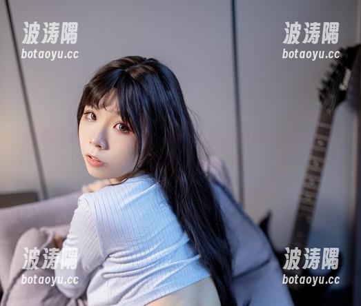 精选的无颜小天使wycos，谁能抵抗小黄鸡内里的浪漫？