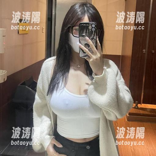 是可馨耶 微密圈 - 是可馨耶的妹妹在原图里优雅转身,壁纸里的她有没有让我多看一眼?