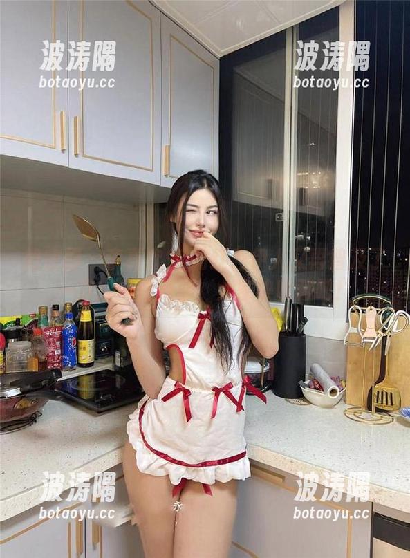 微密圈 - 李嘉欣97的红色伊人又再普及了一次：美图资源，大家快收藏吧！