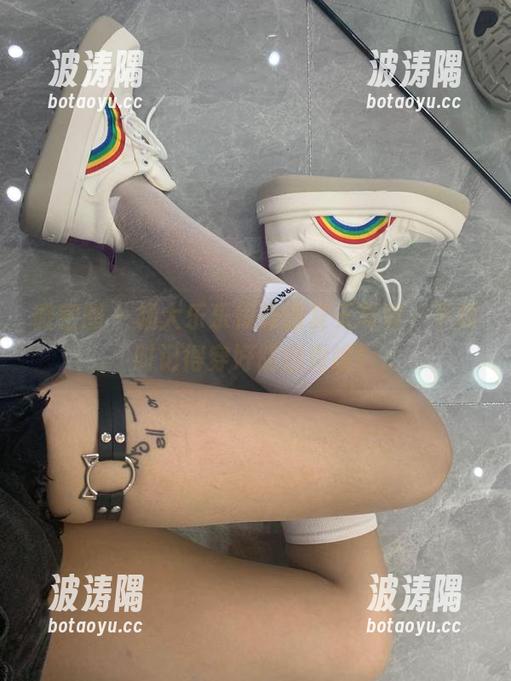 杨大乐乐很靠谱 微密圈 - 杨大乐乐很靠谱夏天写真,下载时记得穿好防晒霜哦!