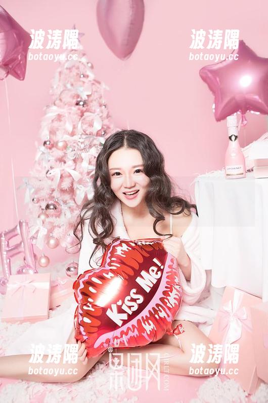 果团网-little贝壳喵 果团网 - 我在little贝壳喵的透明私房里无意间捡到美丽合集