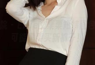 模范学院 – Ellie艾栗栗短裤图包：看完可能需要买新裤子！