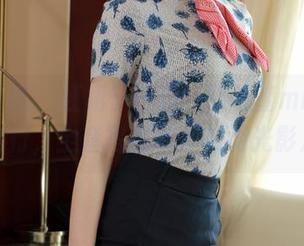 模范学院 – 红裙子一袭，韩子萱mm从此与风同行，全套写真带你畅游光影之旅！