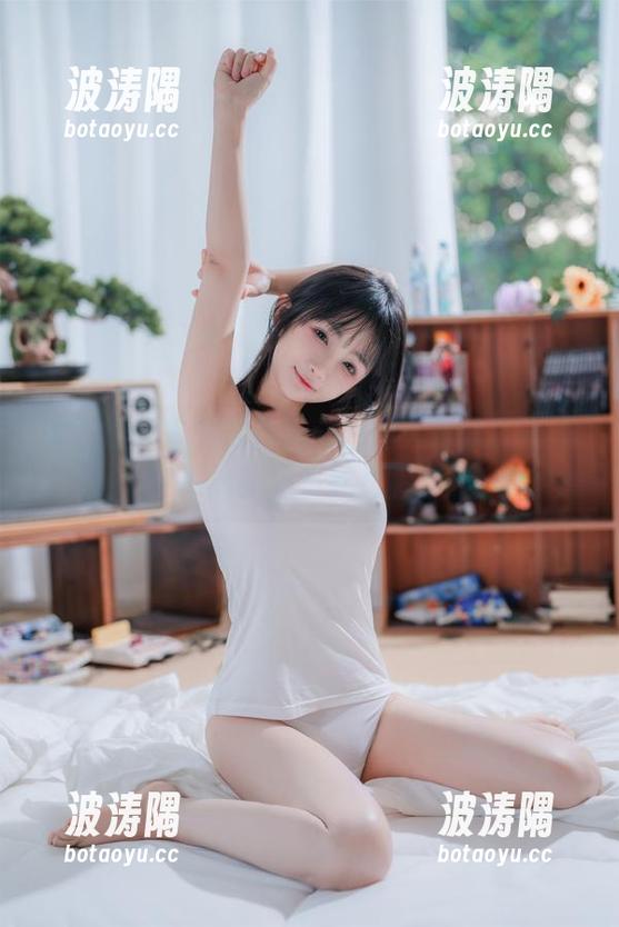 看！樱井宁宁的作品，白丝死库水，一不小心就想多瞧几眼。